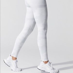 Alo white camouflage legging